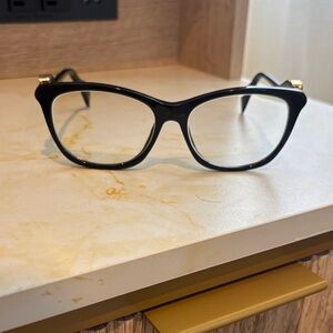 Elegant Black Eyewear